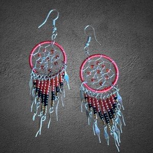 🌸VTG Red & Black Dreamcatcher Earrings